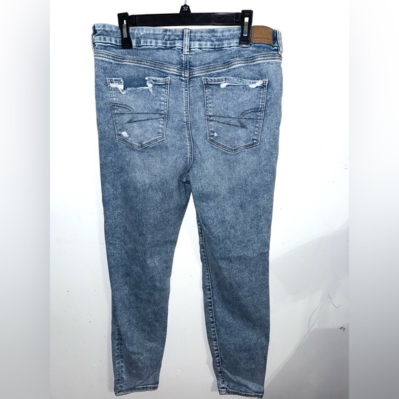 American Eagle Women’s Size 16 High Rise Distressed Skinny Jeans - Picture 2 of 3